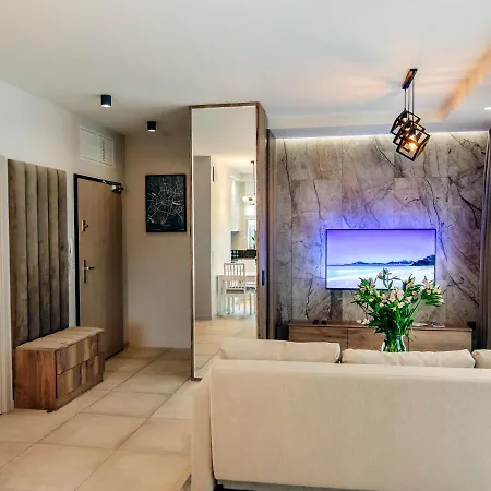 Apartment El - Orion Poznan