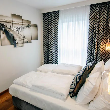 Apartment El - Orion Poznan